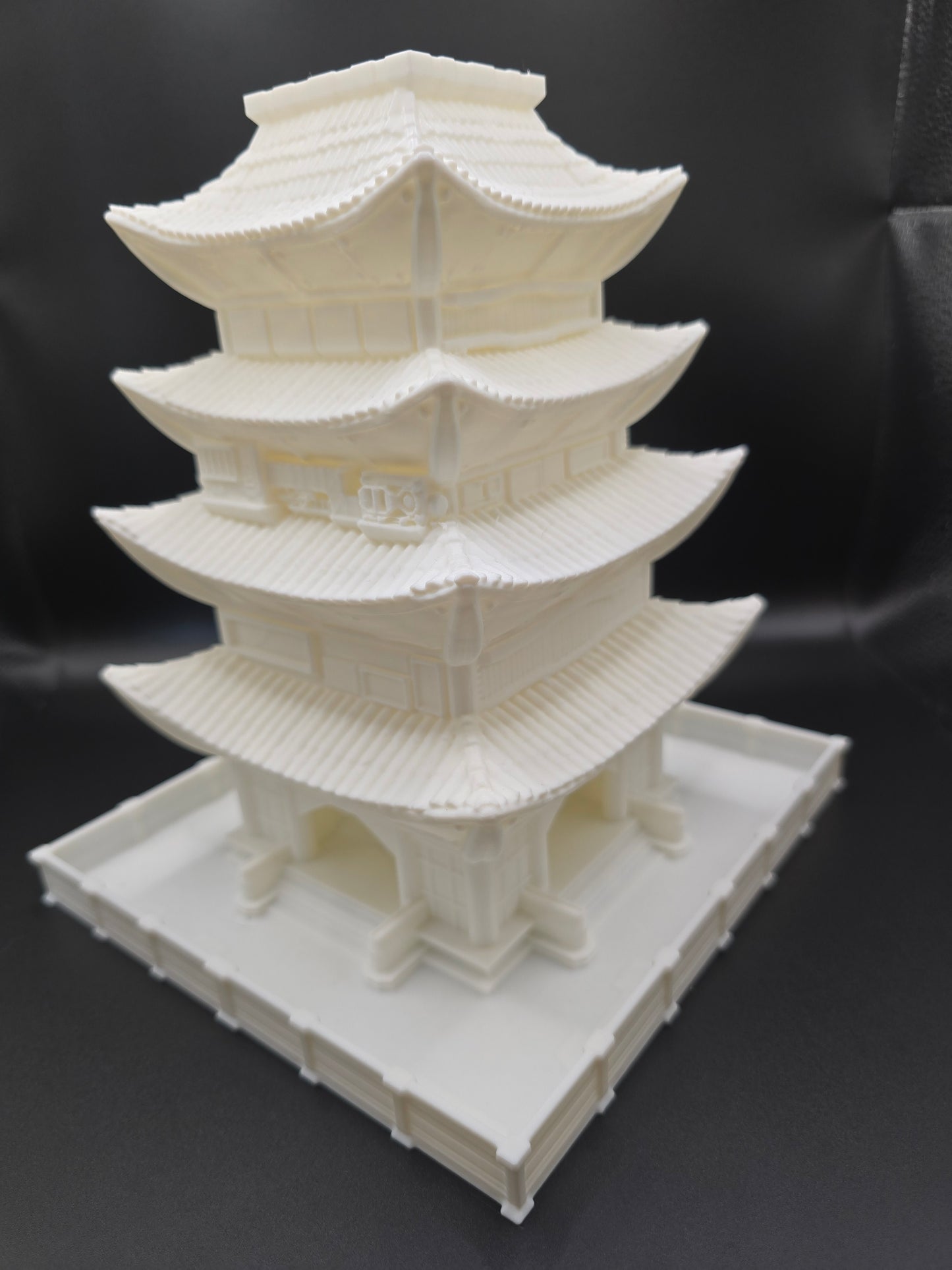 Pagoda Dice Tower